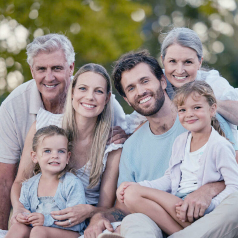 family-big-smile-klein